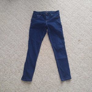 D. Jeans size 10 Dark Wash Skinny Jeans